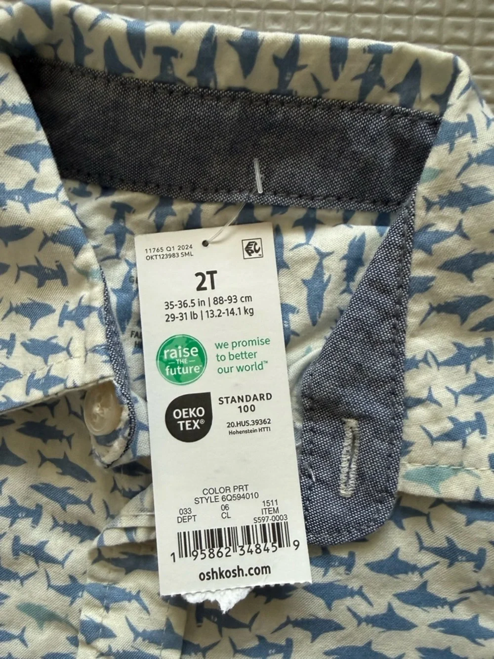OshKosh B'gosh|White and Blue DitsyShark-Print Button-Down Shirt with collar•NWT